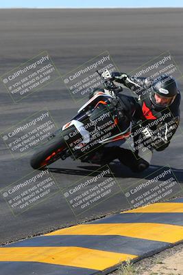 media/Mar-20-2023-Moto Forza (Mon) [[d0bbc59e78]]/1-A Group (Green)/Session 2 (Bowl)/